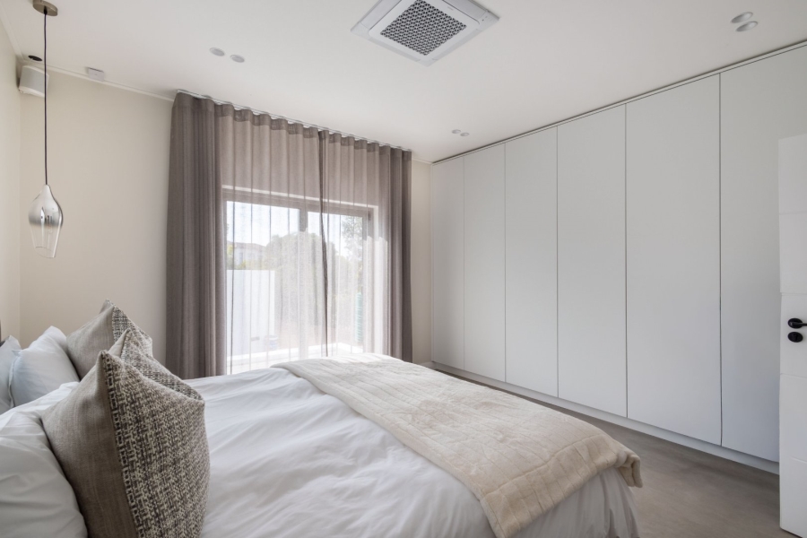 6 Bedroom Property for Sale in Cutty Sark Western Cape